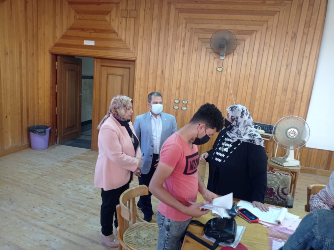 9C959EF3-883D-4FEE-98EB-7FFC9445C980