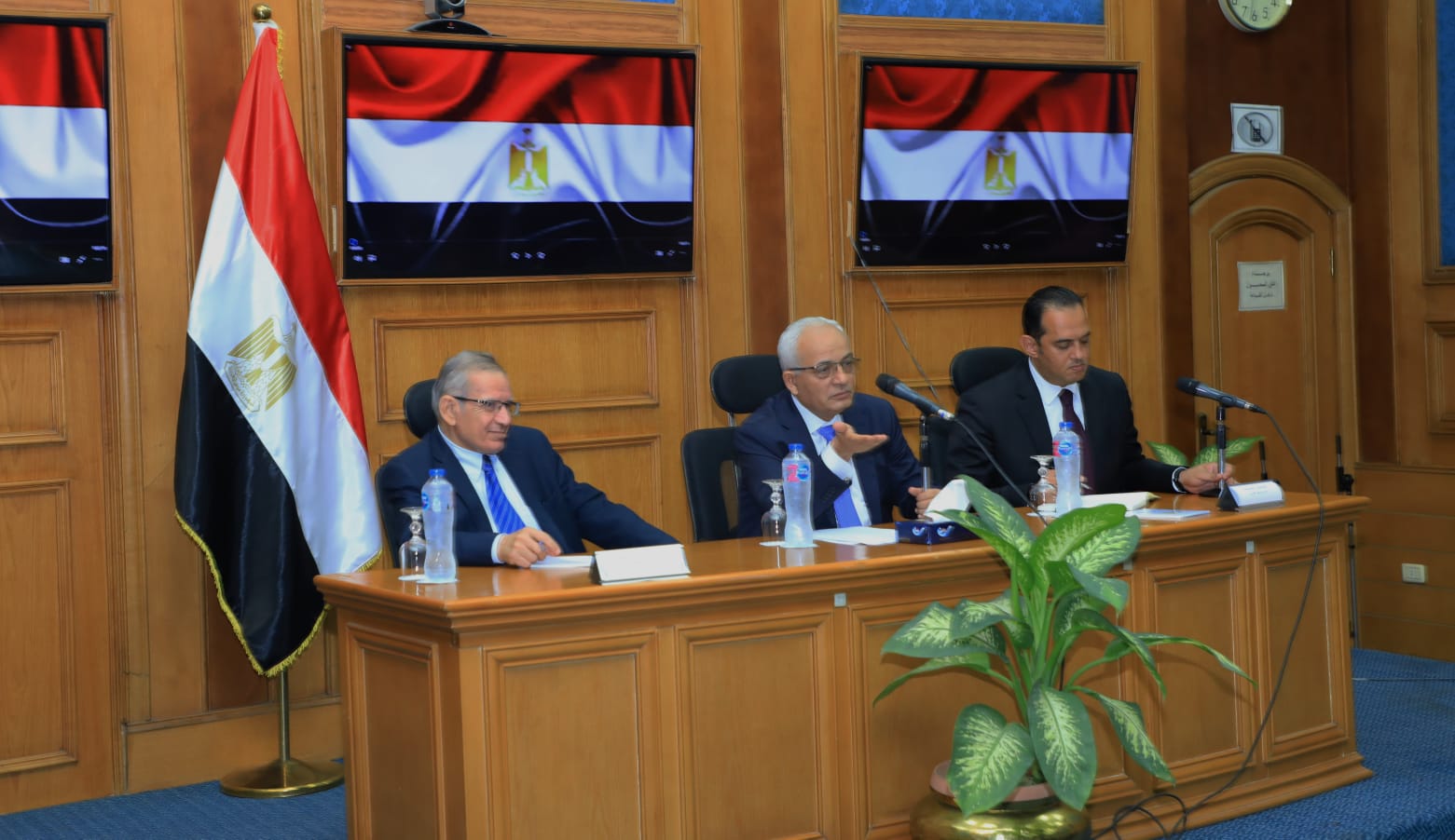 831a2880-ba6a-457c-8673-559becaa8d2e