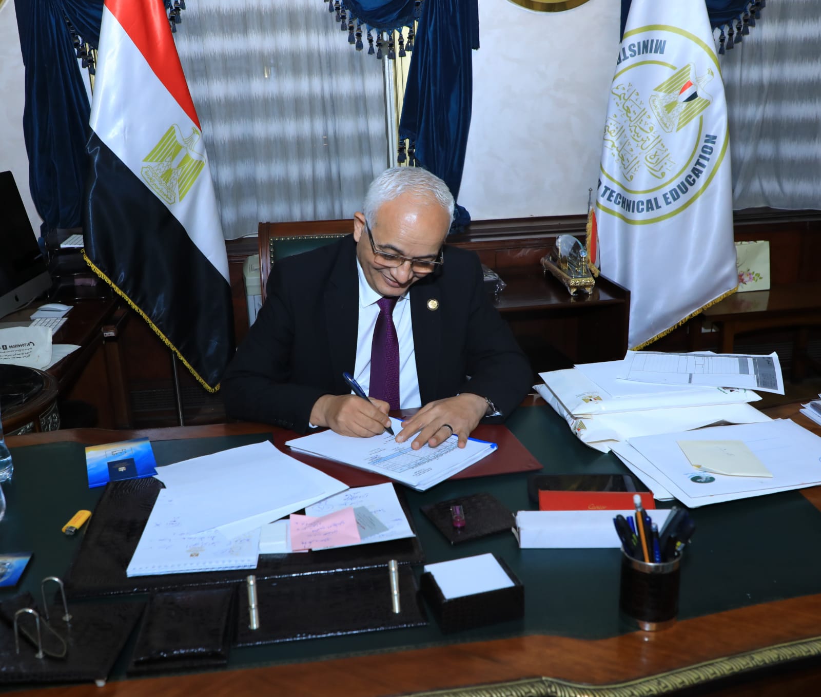 f89ffcb8-ac03-4dbf-936d-d0d4a5aa5320