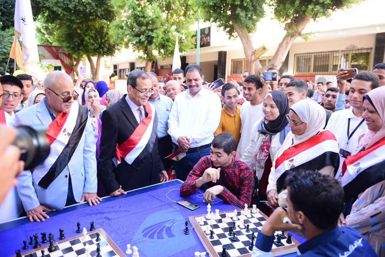 رئيس جامعة سوهاج يفتتح حفل استقبال الطلاب الجدد بكلية التمريض