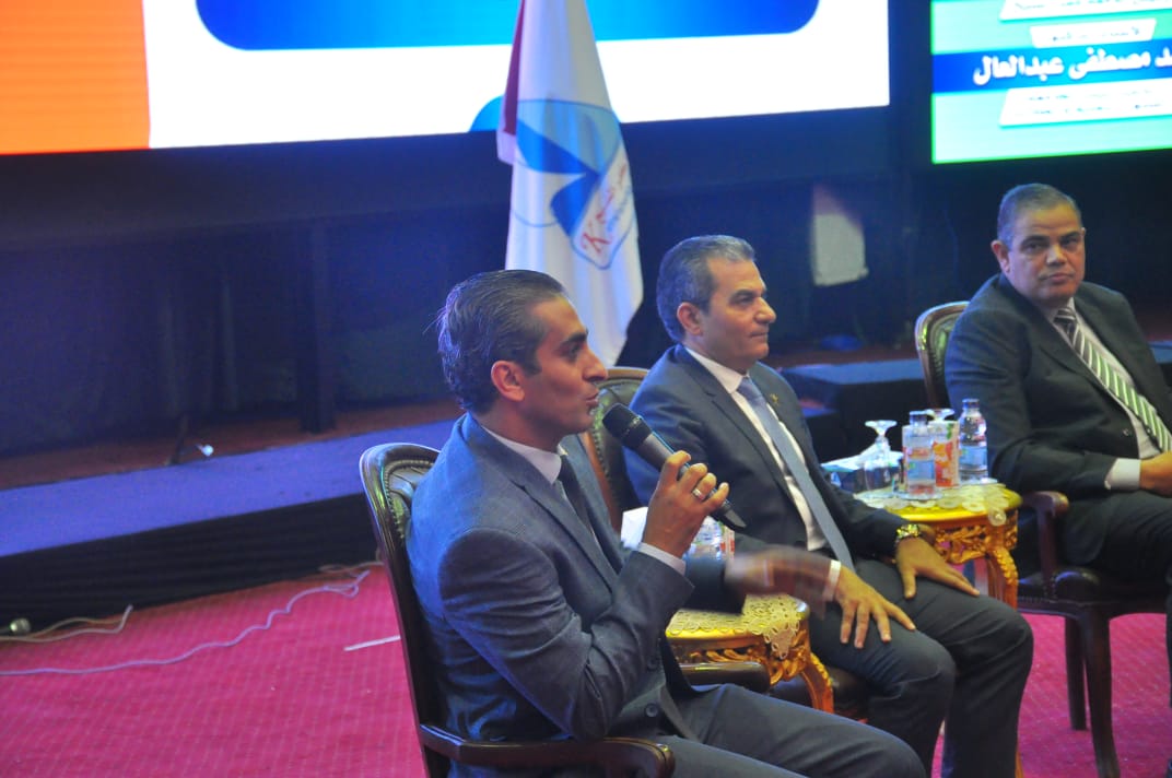 2FB511A3-9D87-4528-B046-6B417144B123