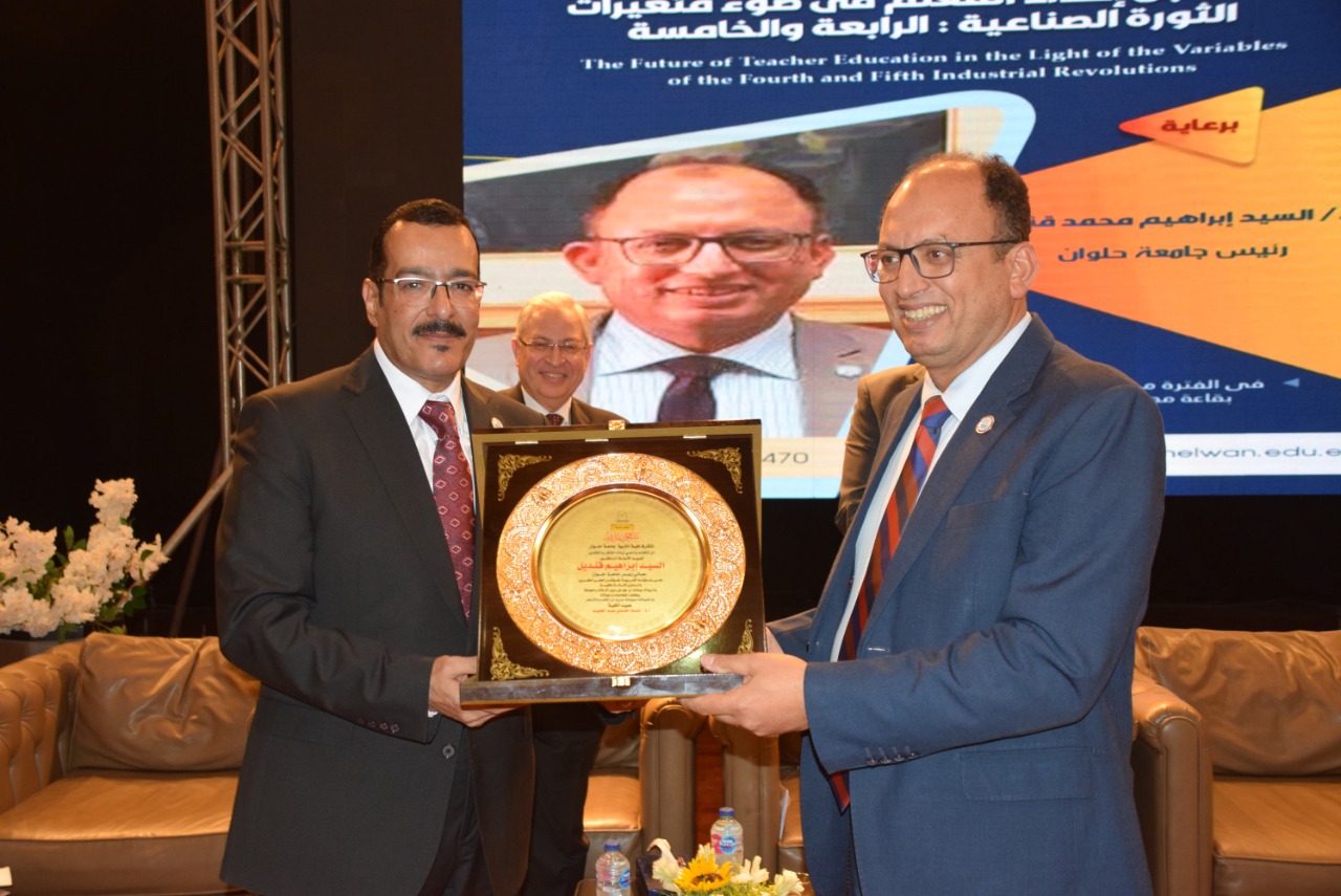 4B6E62E0-9E9E-49DB-B1EA-195381308362