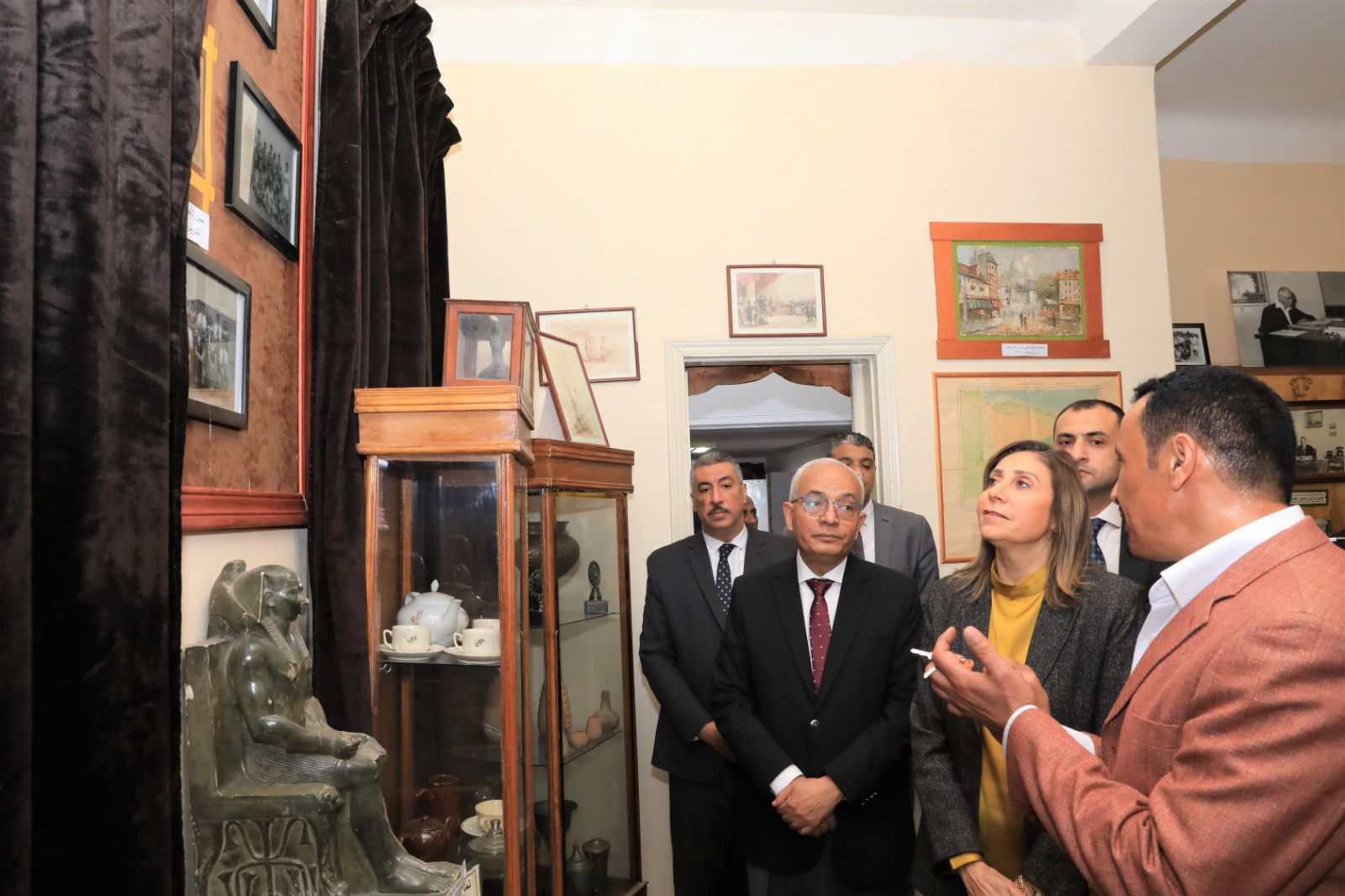 04f94881-0185-4ed0-ad7d-20e245a60a59