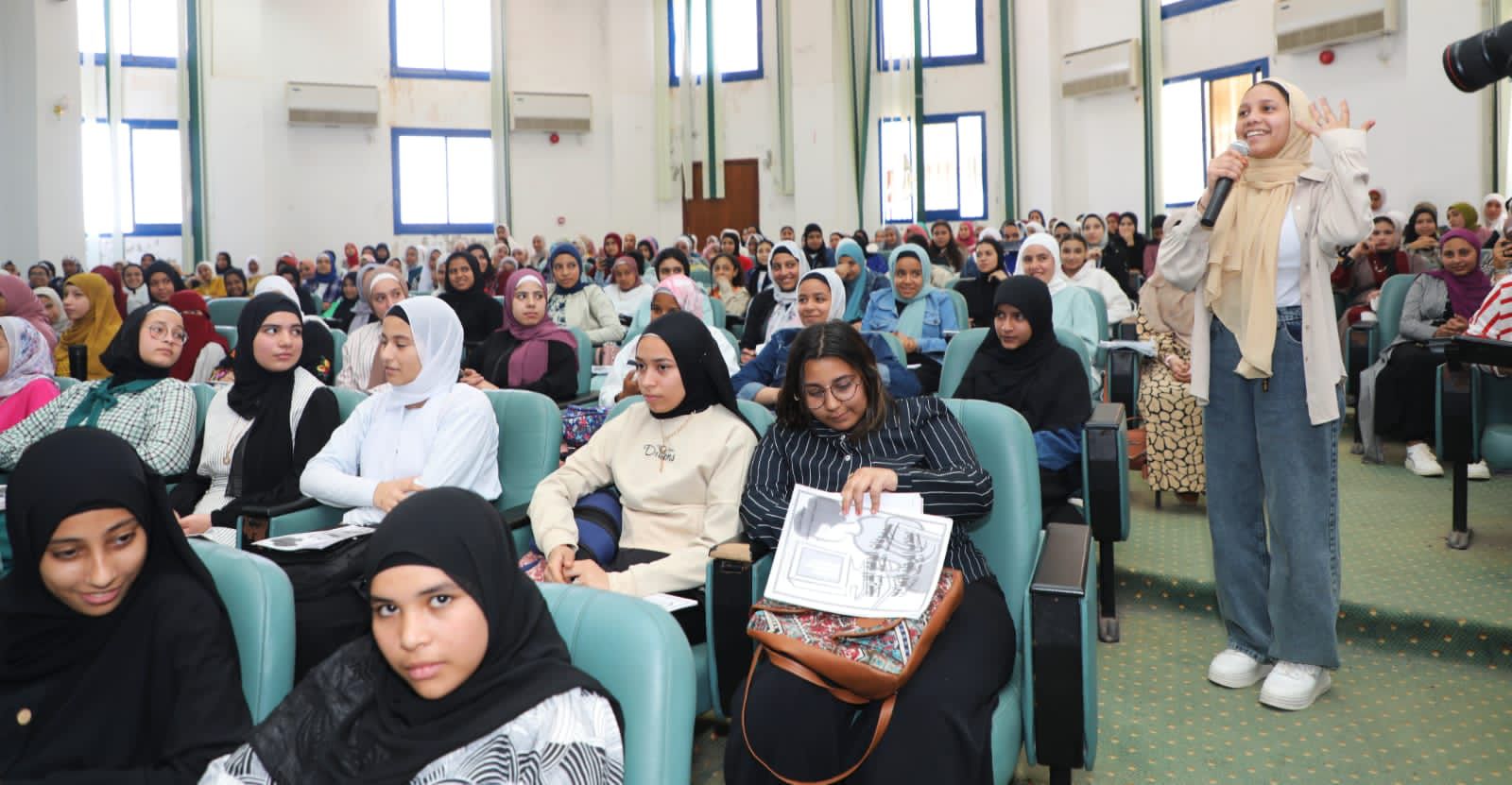 7c0c269c-4942-4fef-898b-f97b5b692d99