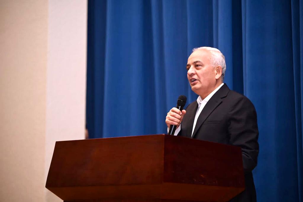 748ba258-ea03-42f9-b7a2-ccccd56b3879