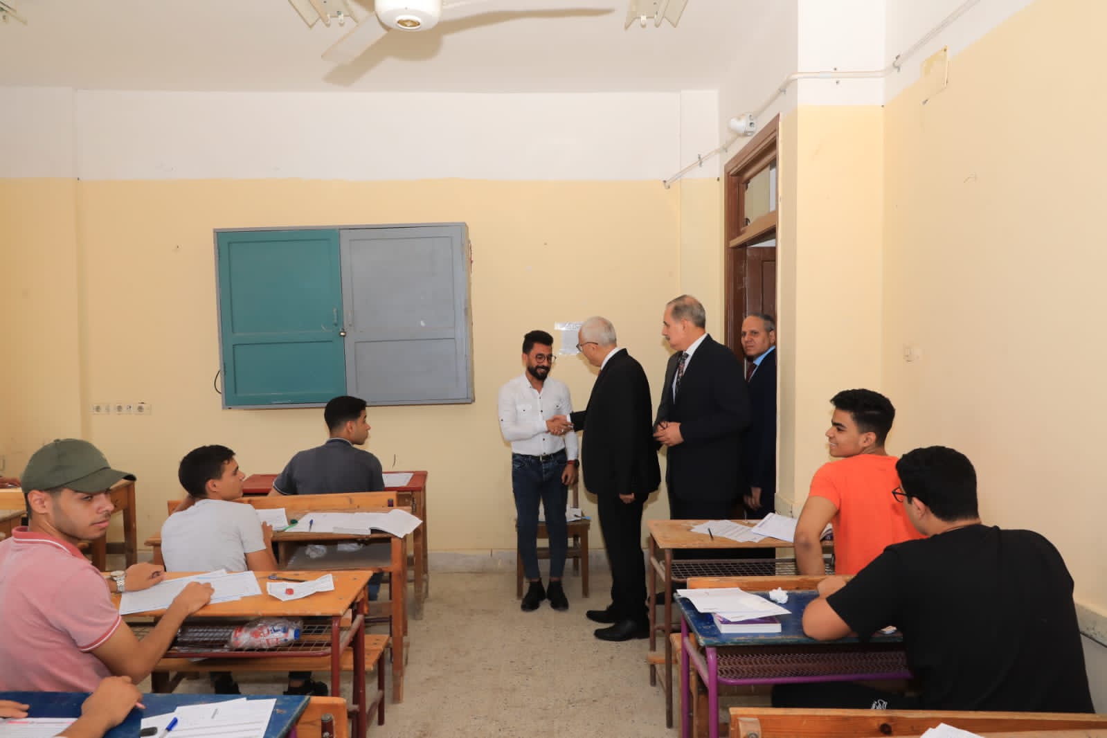 b1db5d41-10e4-40ee-b7fd-c39ee1d995be