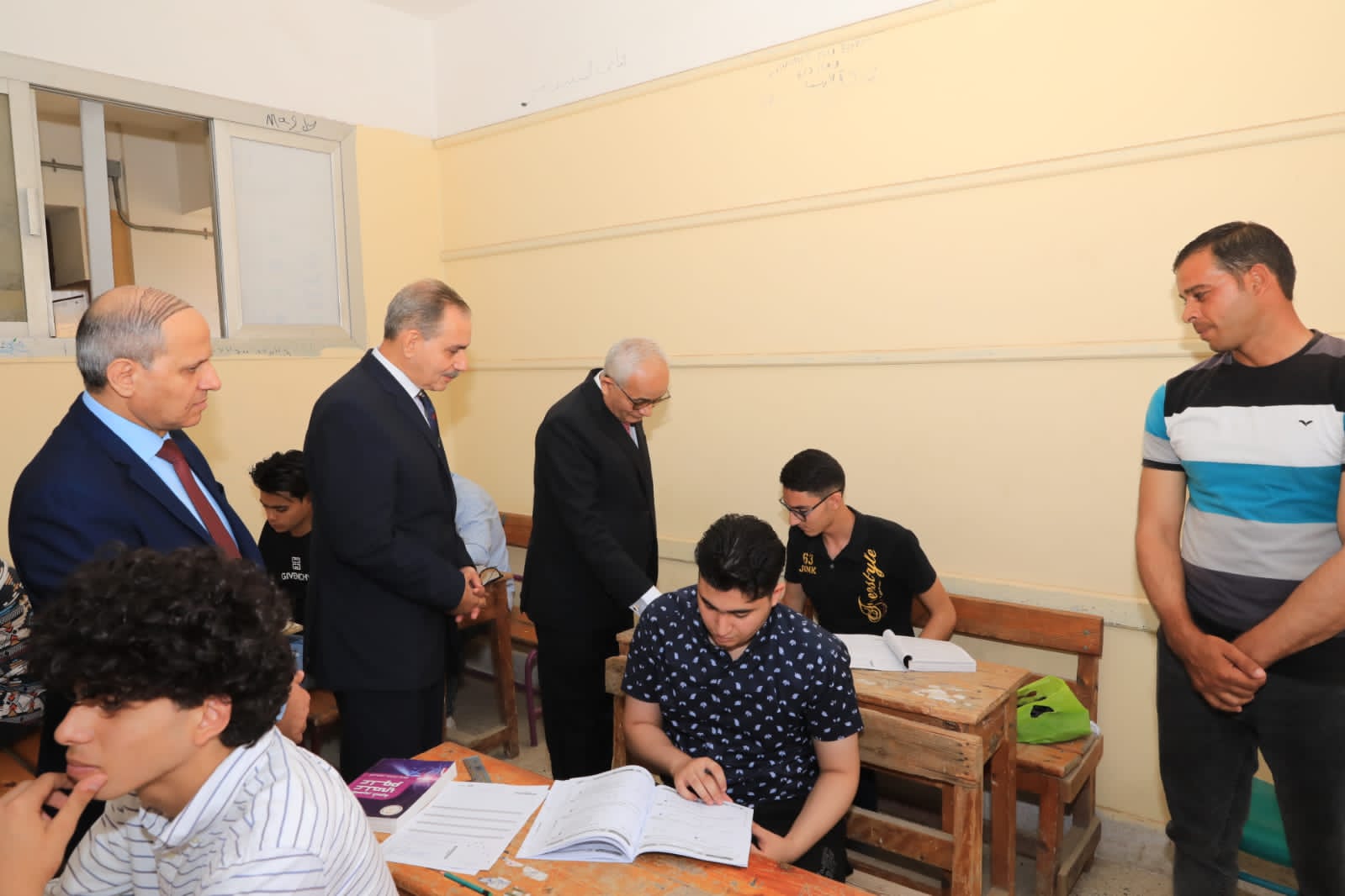 ea7f3007-9715-4e20-9b59-60d792e1c8d8