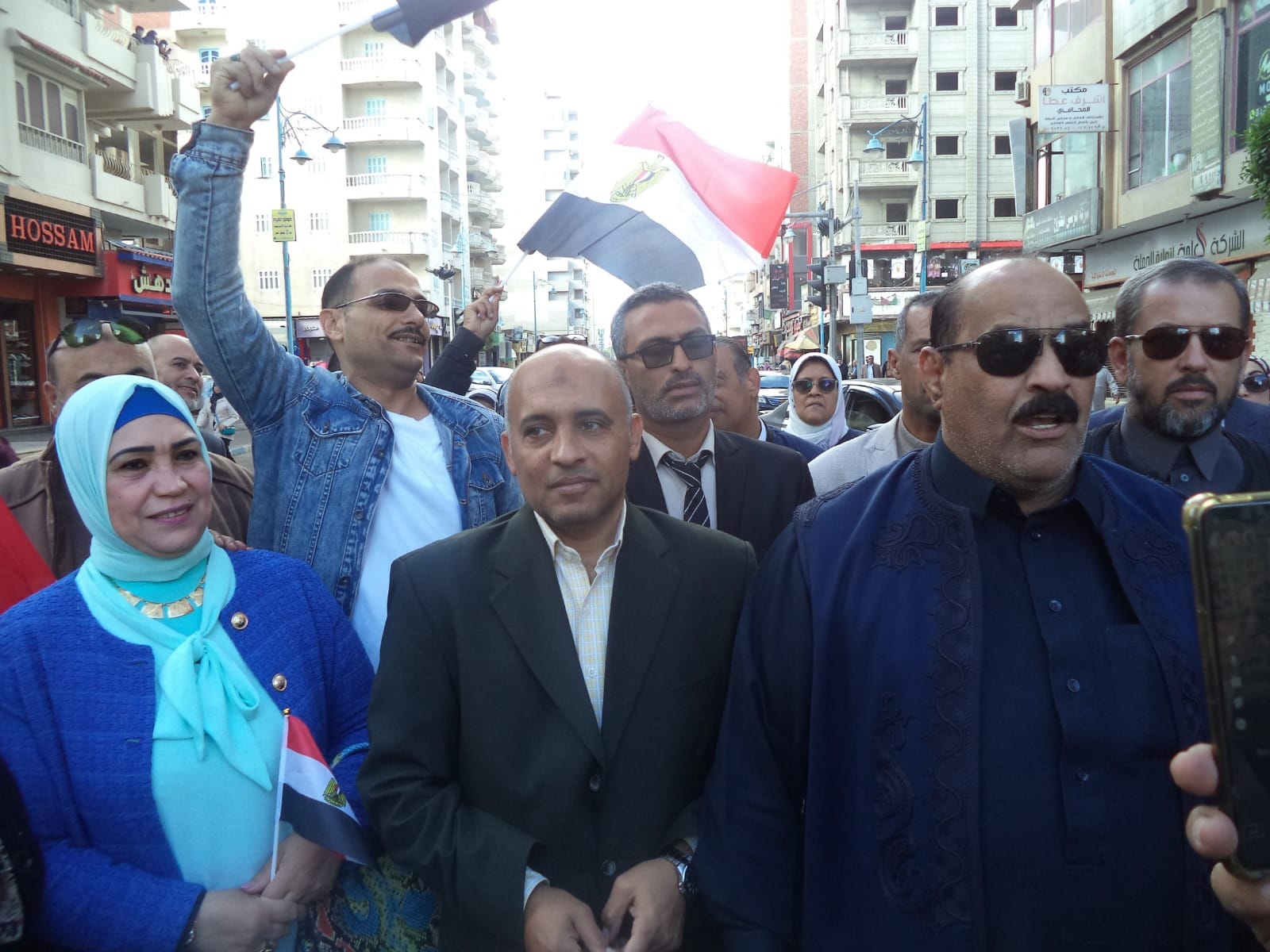 مسيرة حاشدة لـ المعلمين للتصويت بالانتخابات الرئاسية 2024