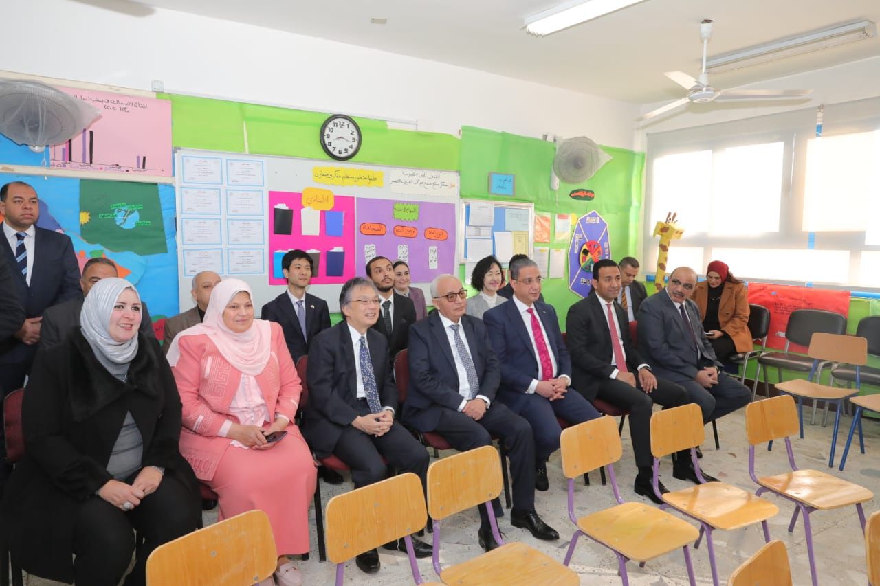 23b08894-b5f9-473d-a3eb-01403b761ed1