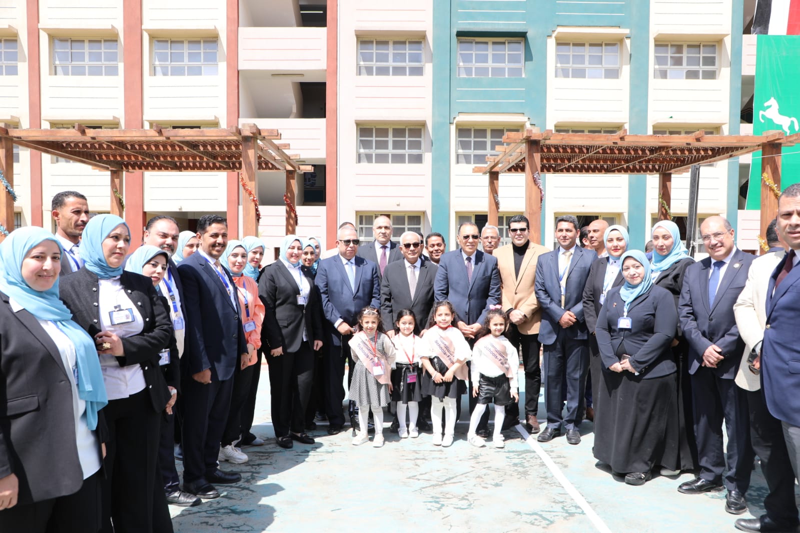 e830ac6b-044f-4657-9253-8d824a408b92