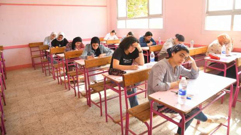 مواعيد امتحانات الدور الثاني لصفوف النقل