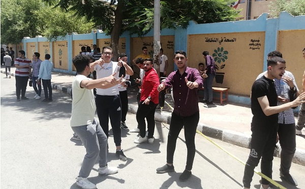 امتحان اللغة الأجنبية الأولى للثانوية العامة 2024