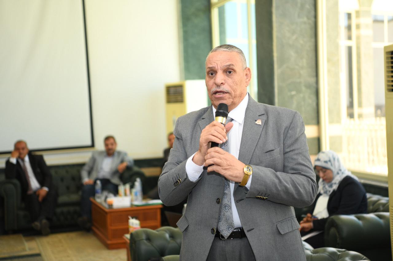 c8f33f93-35a5-4a68-a200-235ae15f4841