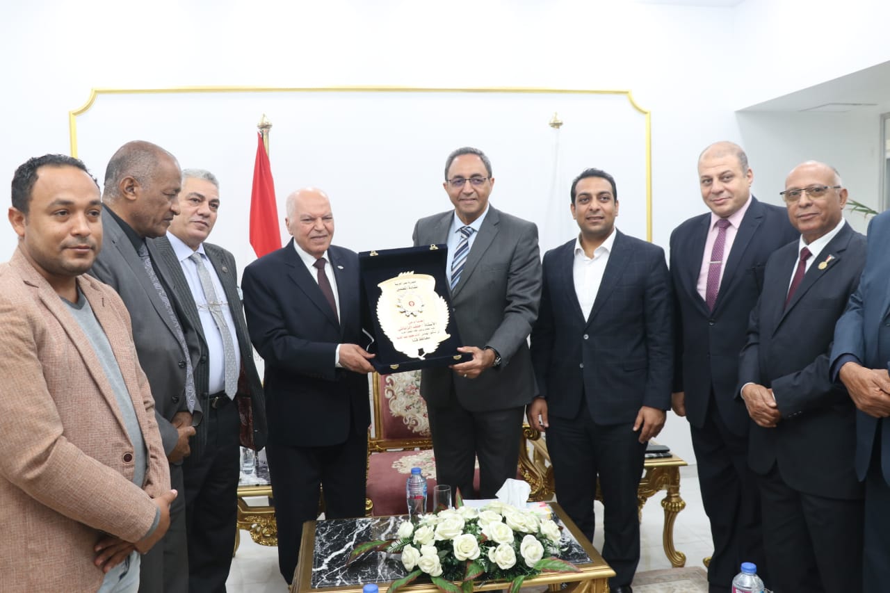 e66421e8-4f38-4d79-9591-e48c44f8ffbd