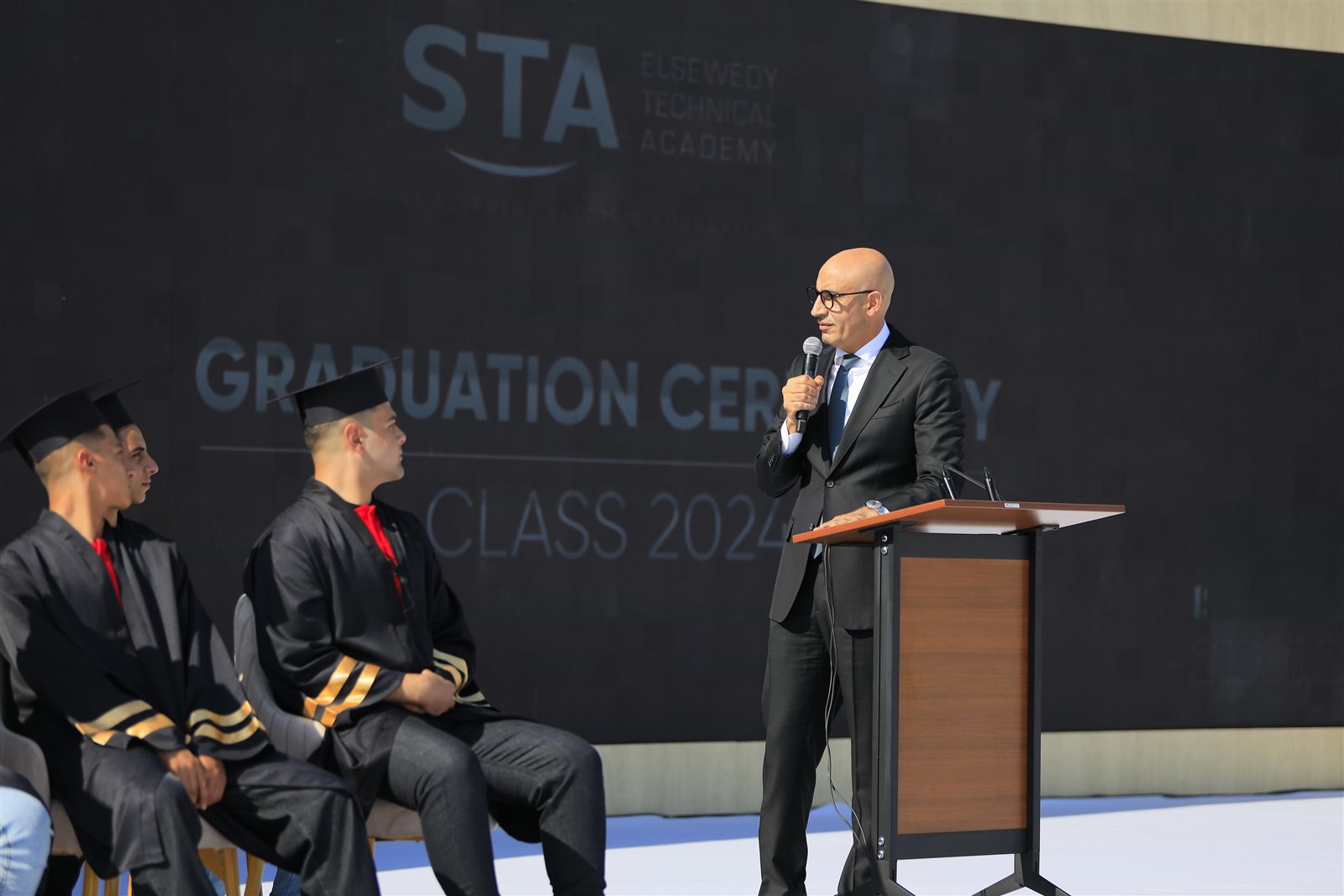 ed0a2bb0-9d90-46d1-b9eb-965128c9bc1a