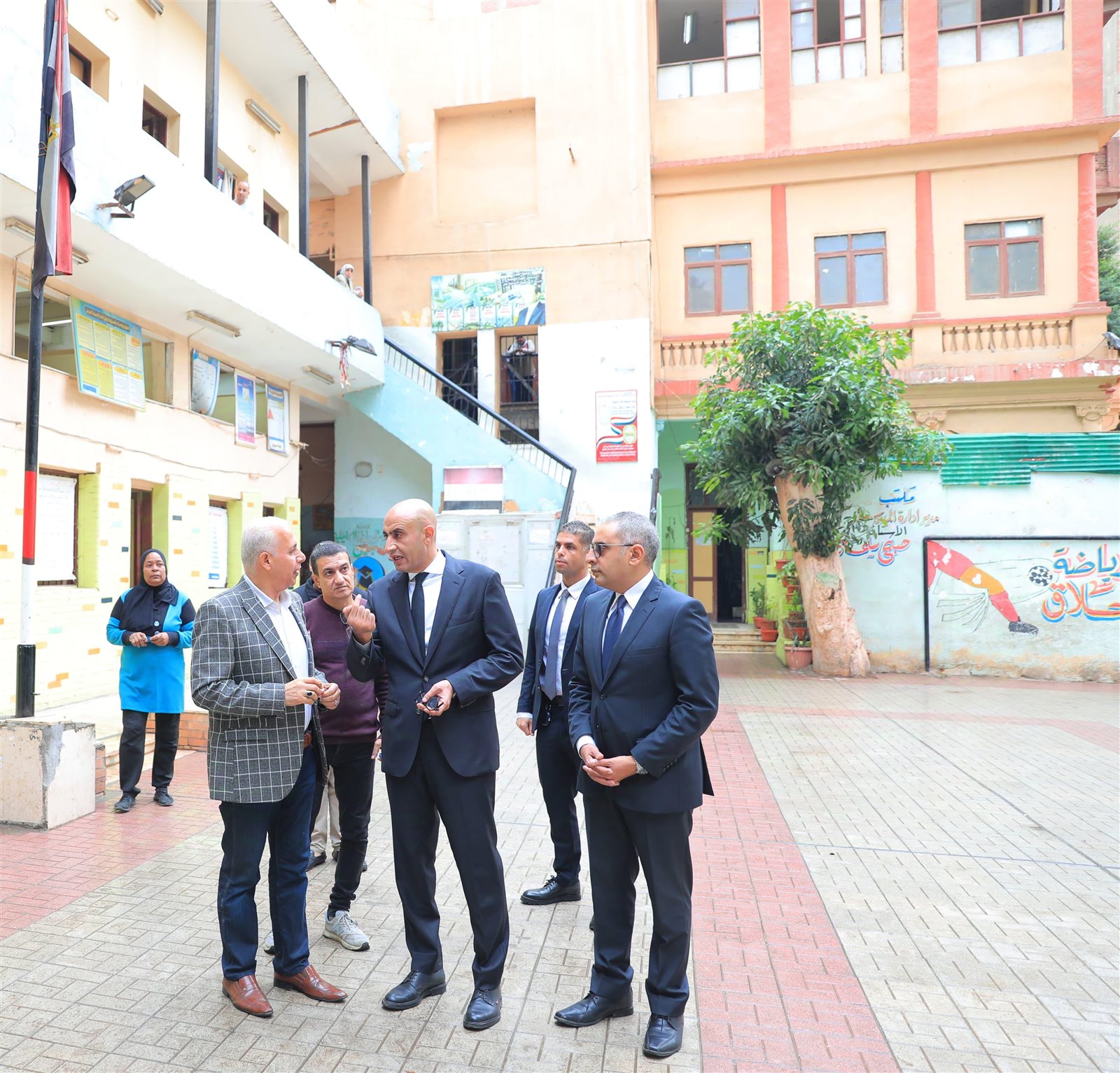 d9bad0dd-8cb6-43c6-8201-f300551f8a58