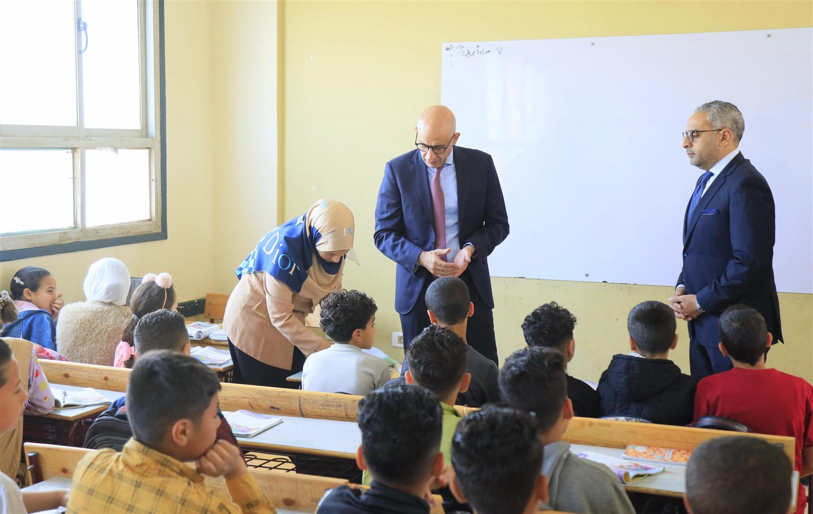 f4e40fb9-05f4-42e5-9305-8d066be0da36