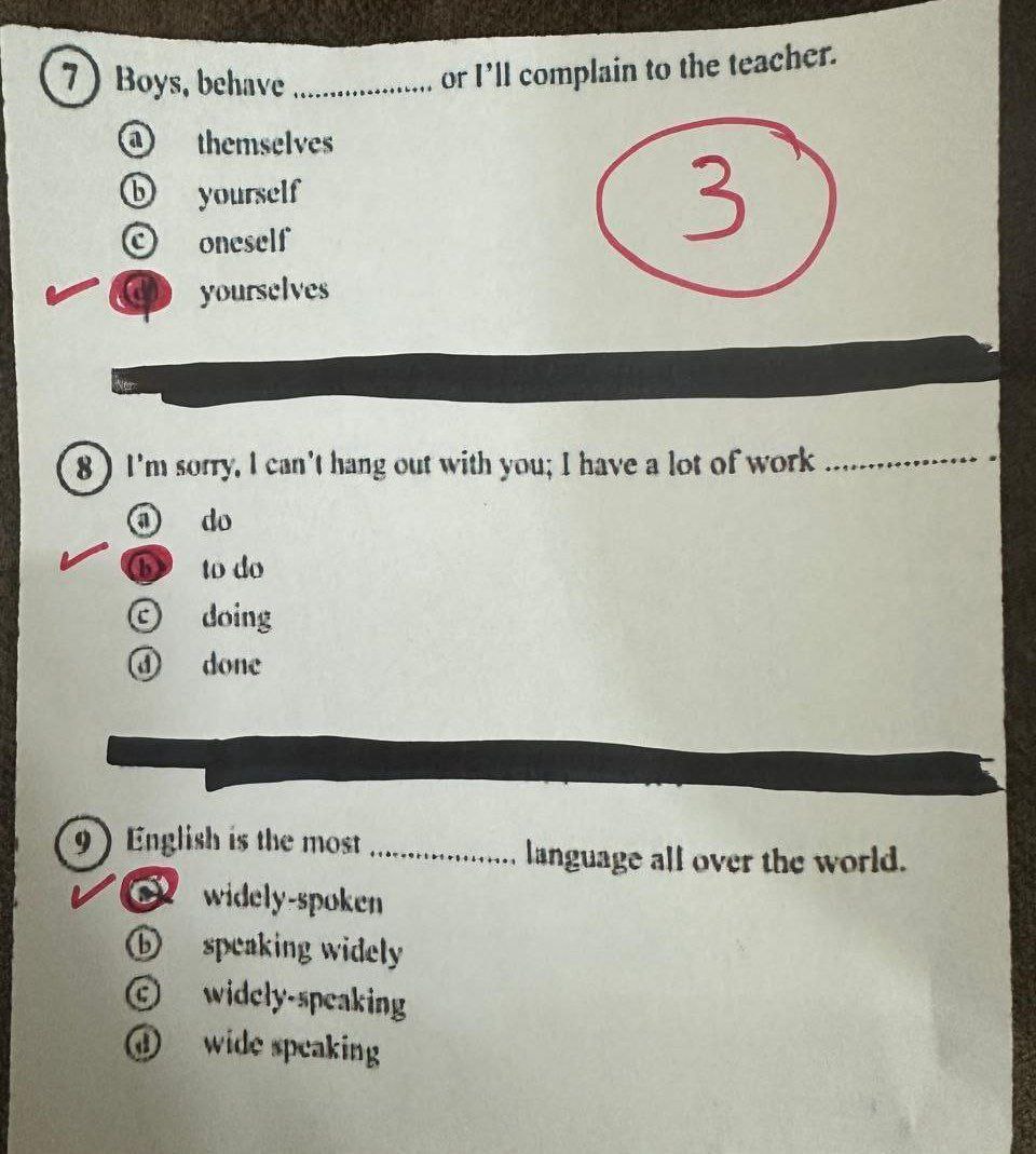 نموذج إجابة امتحان اللغة الإنجليزية للصف الثالث الثانوي 2025