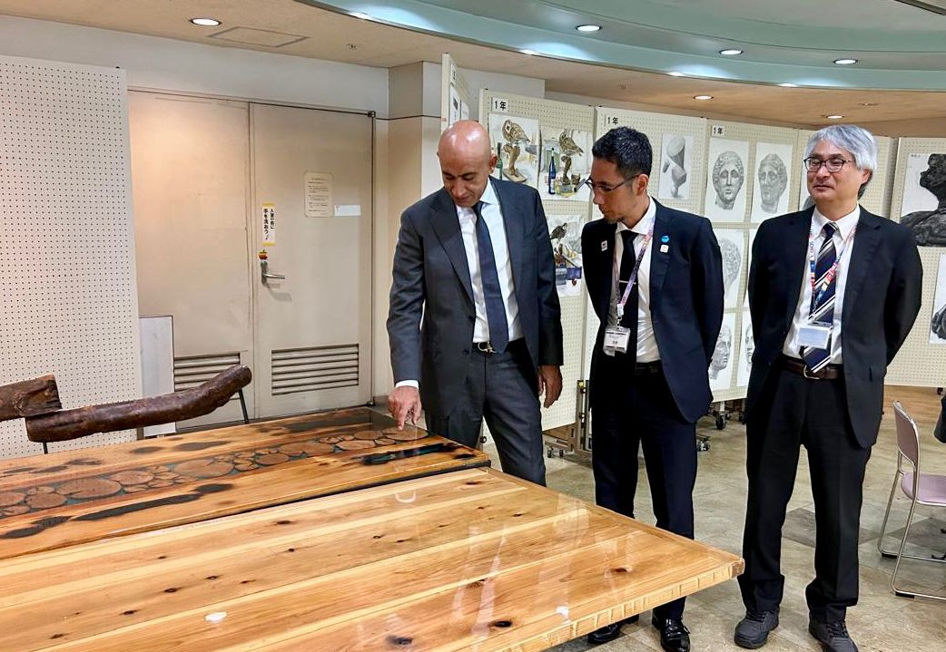 1d0965eb-4dc9-4eb0-8053-67c1eba64183