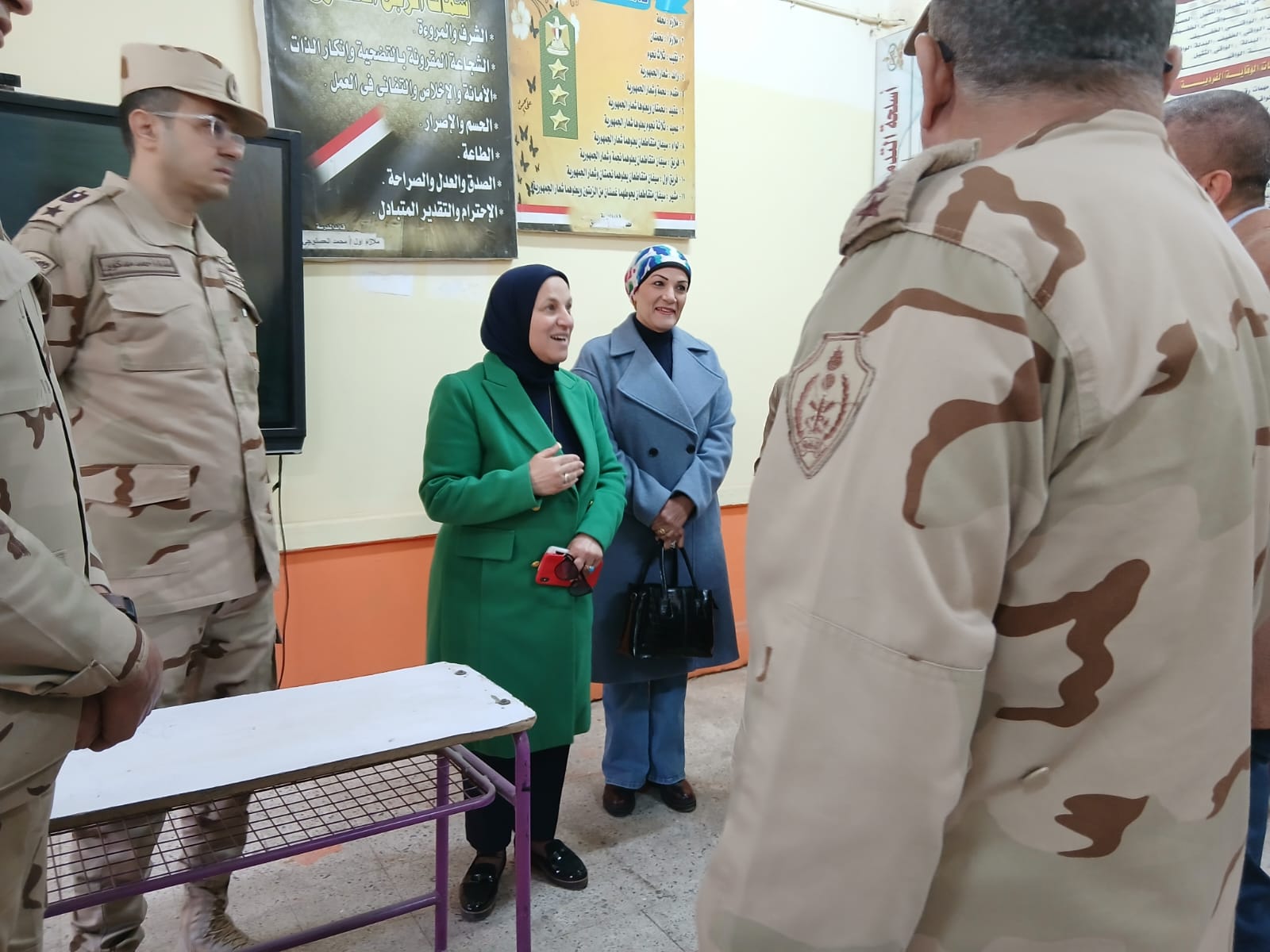 وكيل التعليم بالقاهرة تتابع ميدانيًا الاختبارات العسكرية بالمدرسة الخديوية بنين