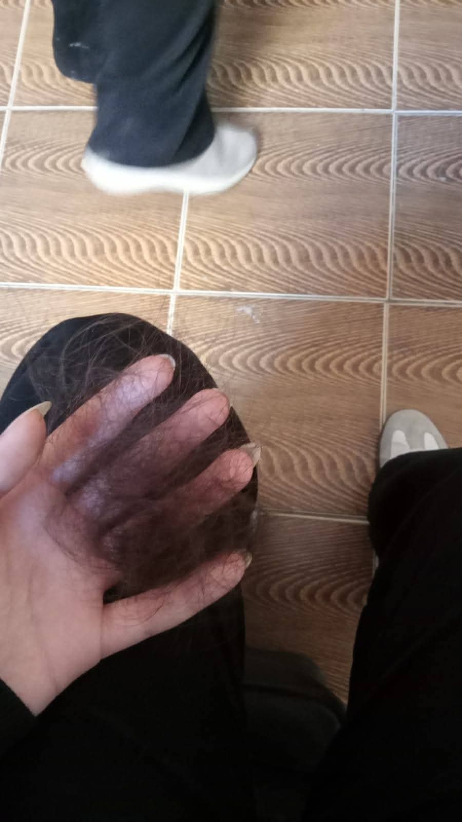 شدوا شعرهم.. ولي أمر يروي واقعة ضرب رجال وسيدة 4 طالبات بالمدرسة