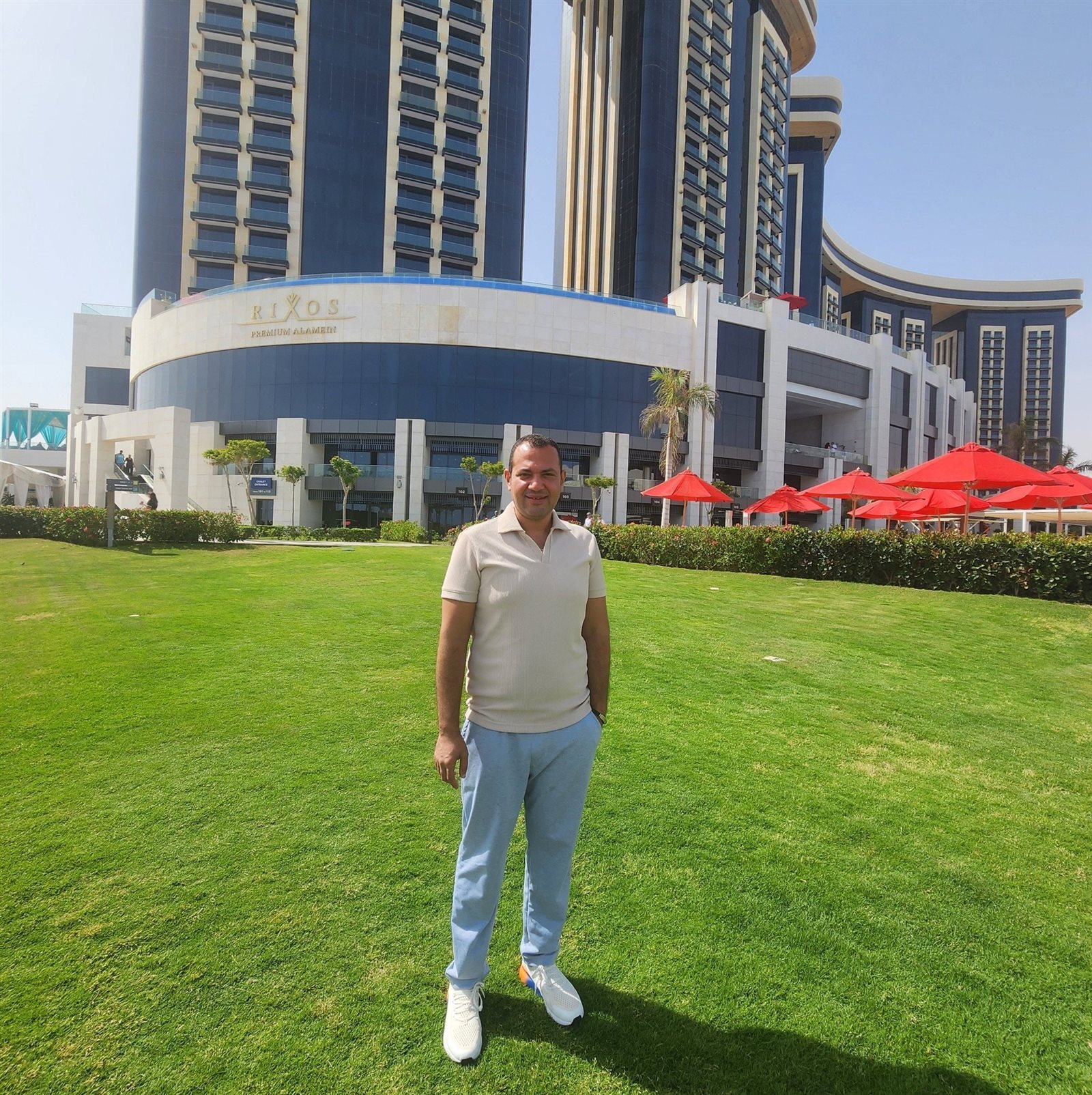 الدكتور محمد لاشين والد أطفال بنها