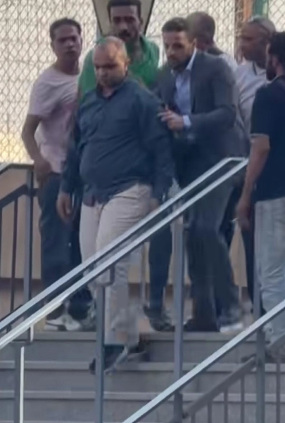 واقعة شاب يعتدي على سيدة ويجردها من حجابها في مترو جسر السويس
