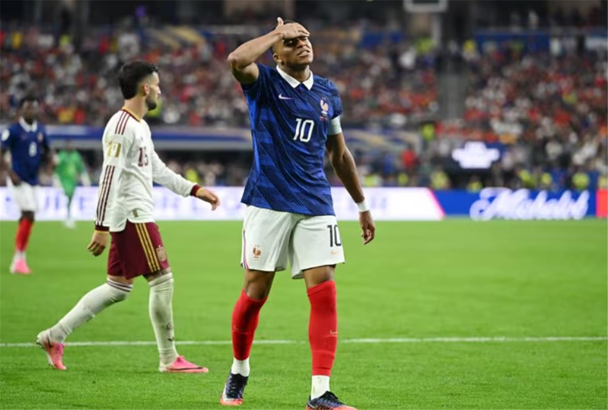 مباراة منتخب فرنسا وانجلترا