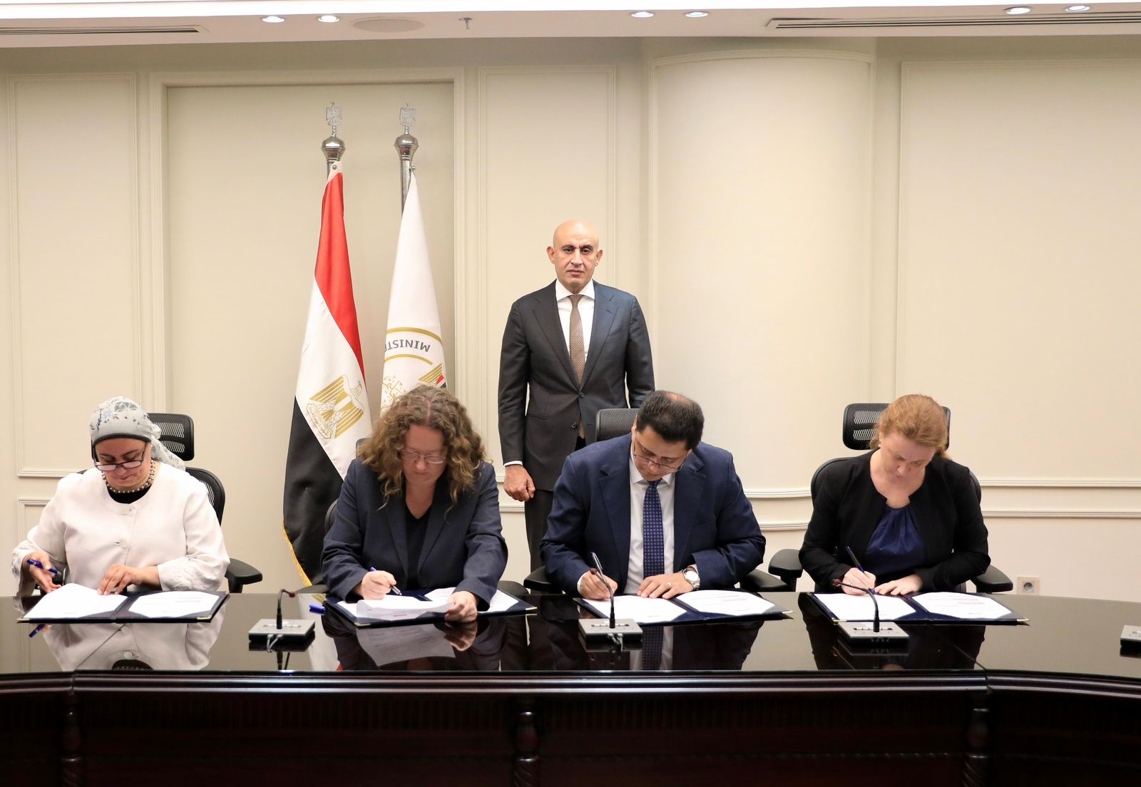 “التعليم” تتعاون مع “جوته” و"هوبر" لتدريس كتاب اللغة الألمانية "Dabei" بنظام البكالوريا