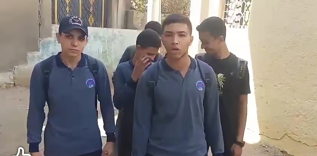 استغاثة طلاب الثانوية العامة بالجيزة: المدير طردنا لإجبارنا على اختيار البكالوريا المصرية