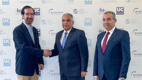 رئيس جامعة طنطا خلال