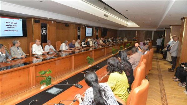 جانب من اللقاء 