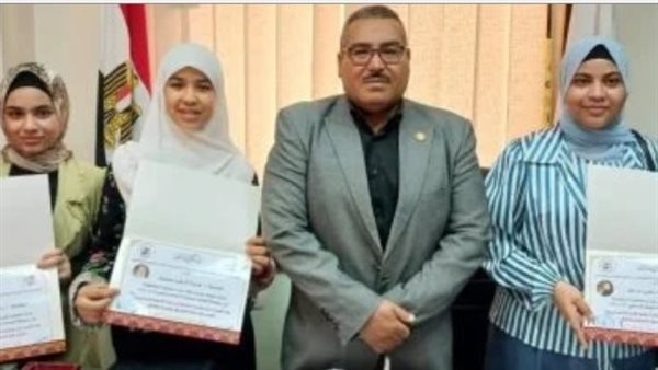 جانب من الحدث 