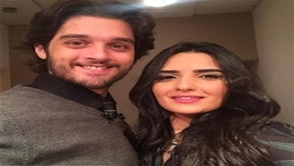 عمر خورشيد وياسمين