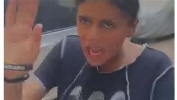 طالبة مصر القديمة