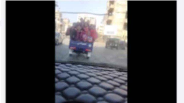 جانب من الحدث 