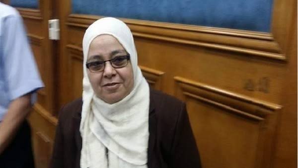 الدكتورة إيمان يوسف