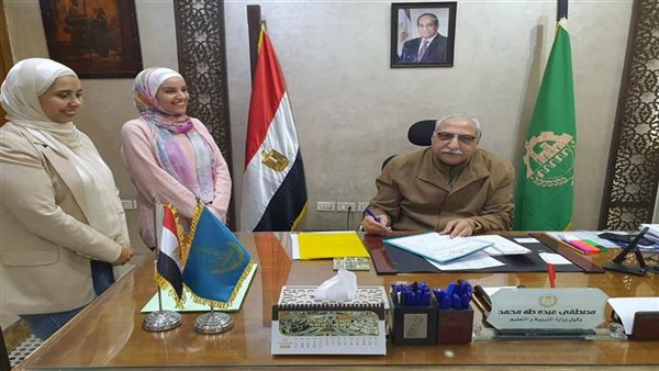 مصطفى عبده وكيل وزارة