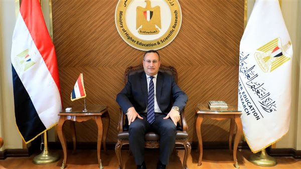 وزير التعليم العالي     